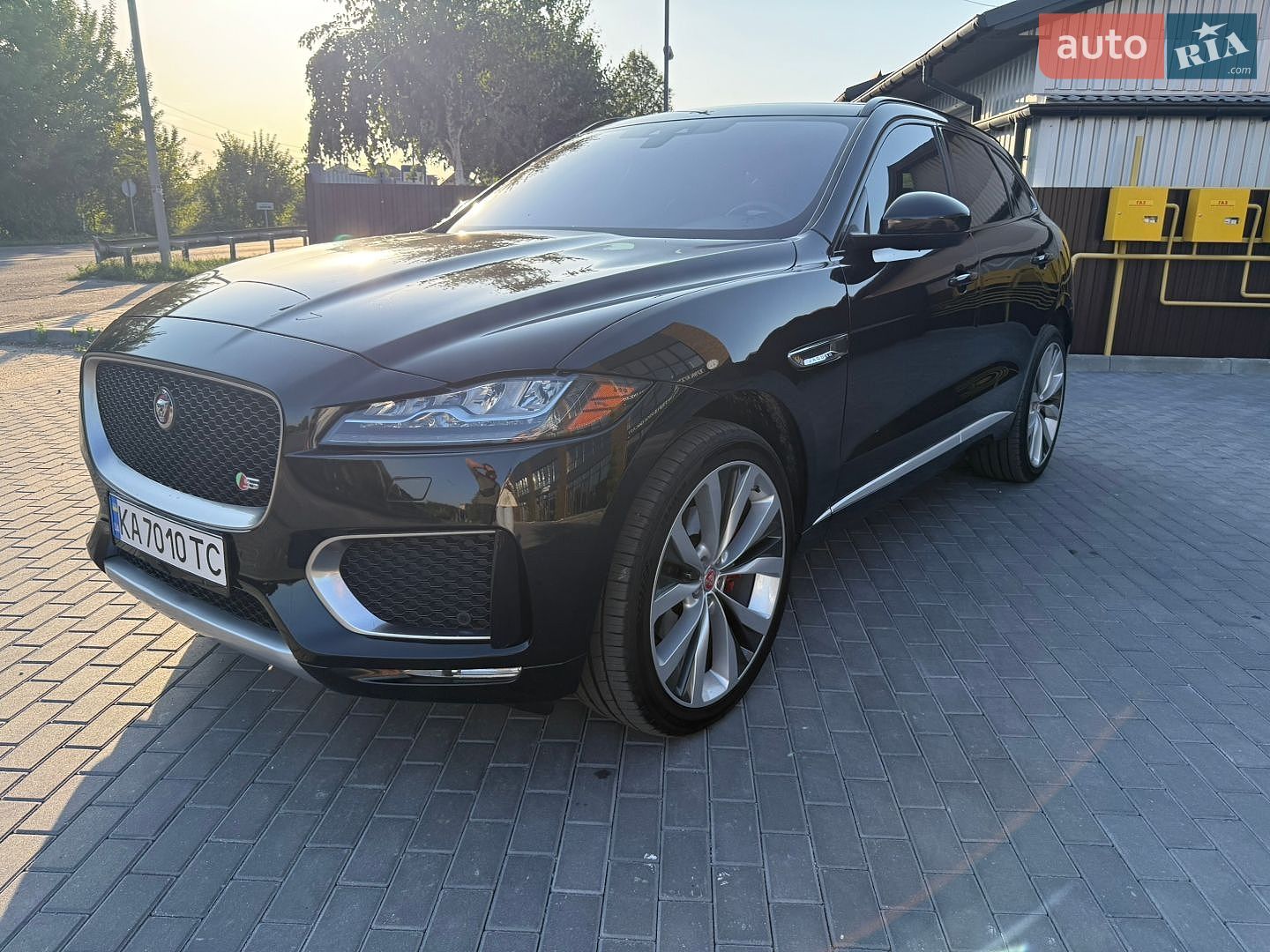 Jaguar F-Pace 2018 VIN SADCM2FVXJA298847 фото оголошення 10 з 26