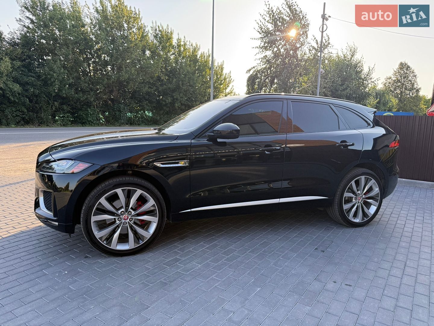 Jaguar F-Pace 2018 VIN SADCM2FVXJA298847 фото оголошення 9 з 26