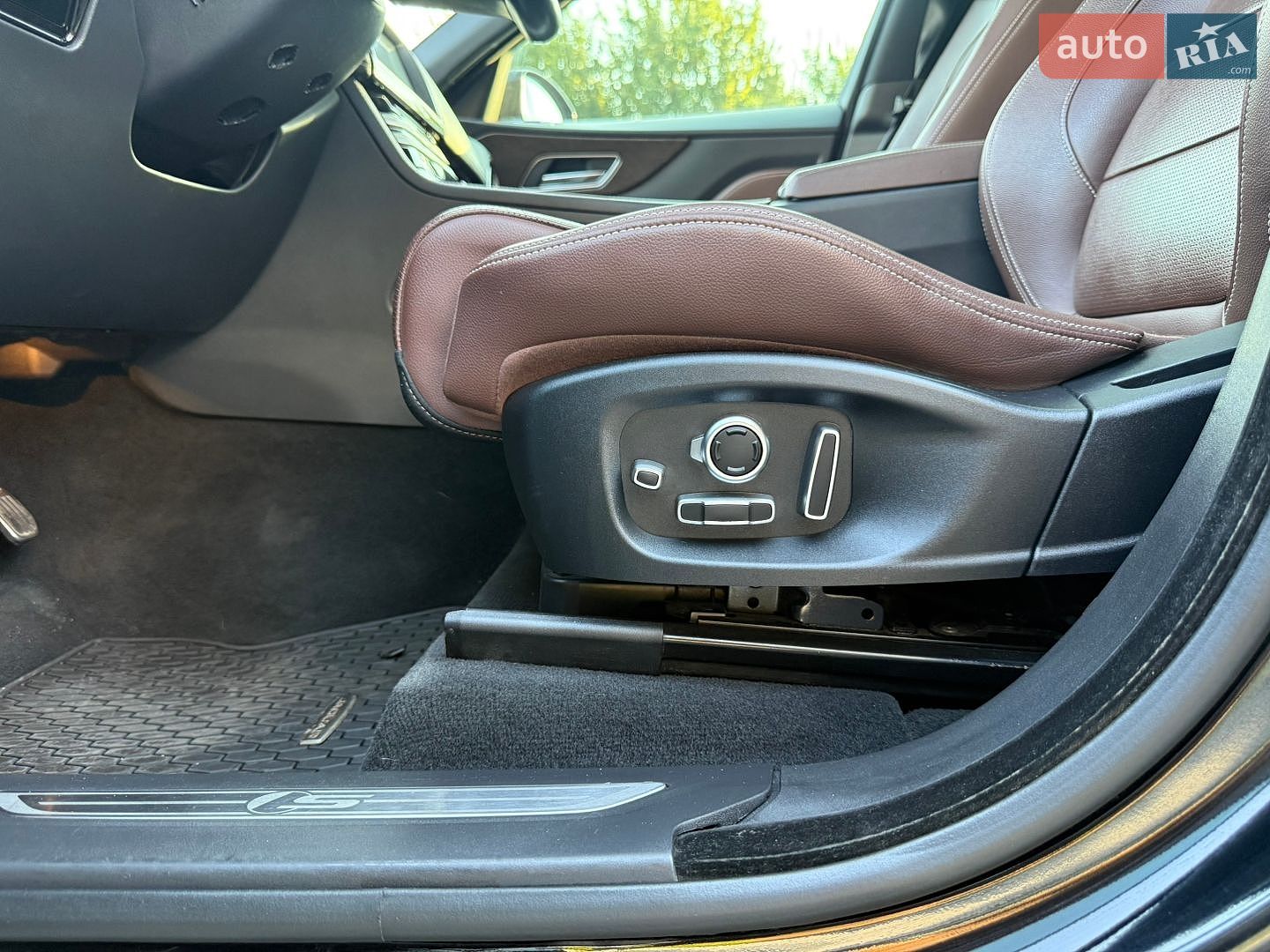 Jaguar F-Pace 2018 VIN SADCM2FVXJA298847 фото оголошення 21 з 26