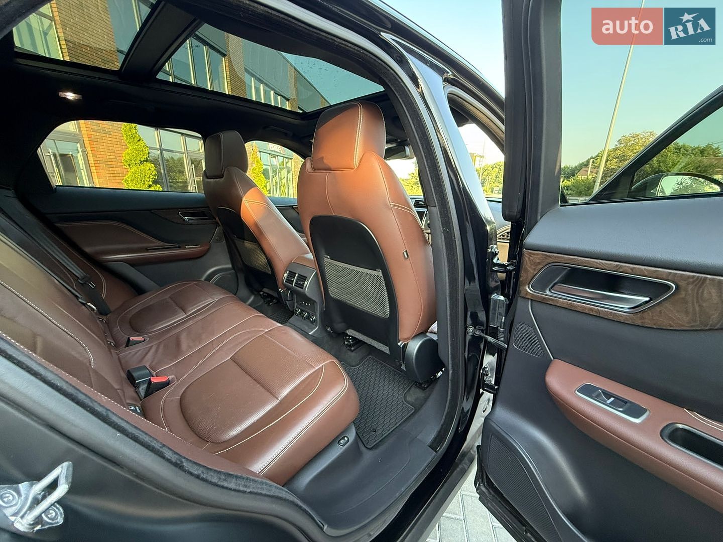 Jaguar F-Pace 2018 VIN SADCM2FVXJA298847 фото оголошення 24 з 26