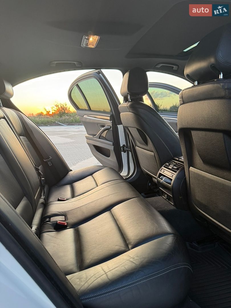 BMW 5 Series 2015 VIN WBAFV3C57FD686833 фото оголошення 62 з 80