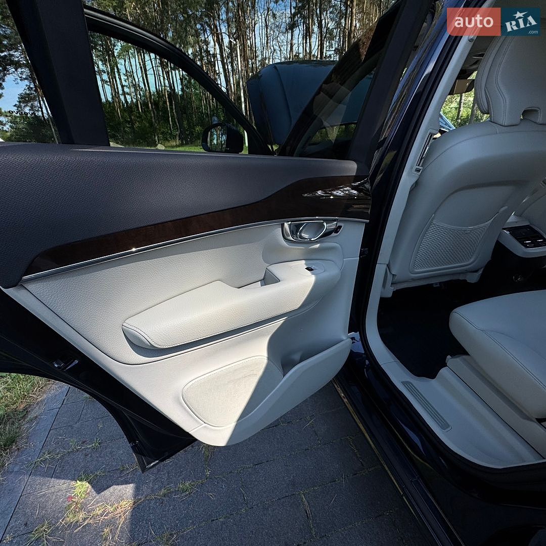 Volvo Xc90 2018 VIN YV4102PK2K1427388 фото оголошення 21 з 34