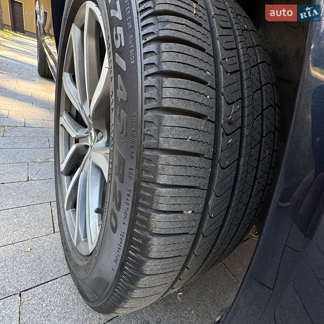 Volvo Xc90 2018 VIN YV4102PK2K1427388 фото оголошення 18 з 34
