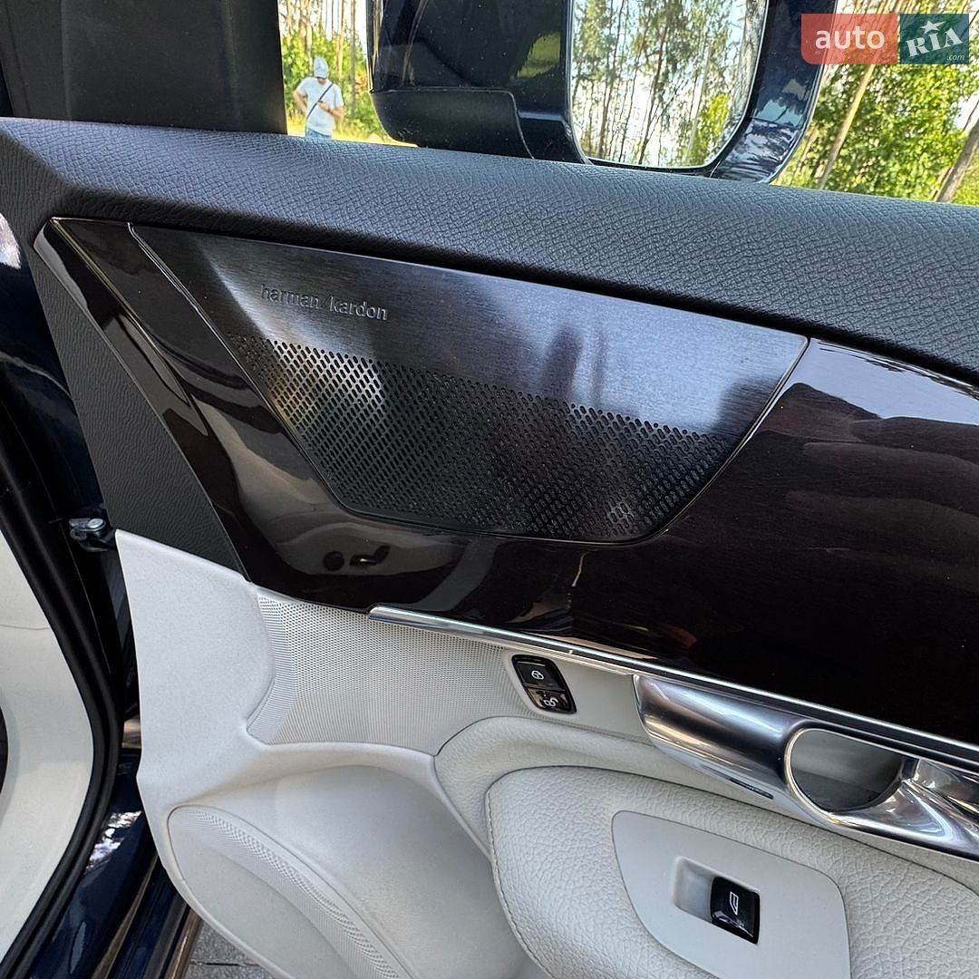 Volvo Xc90 2018 VIN YV4102PK2K1427388 фото оголошення 30 з 34