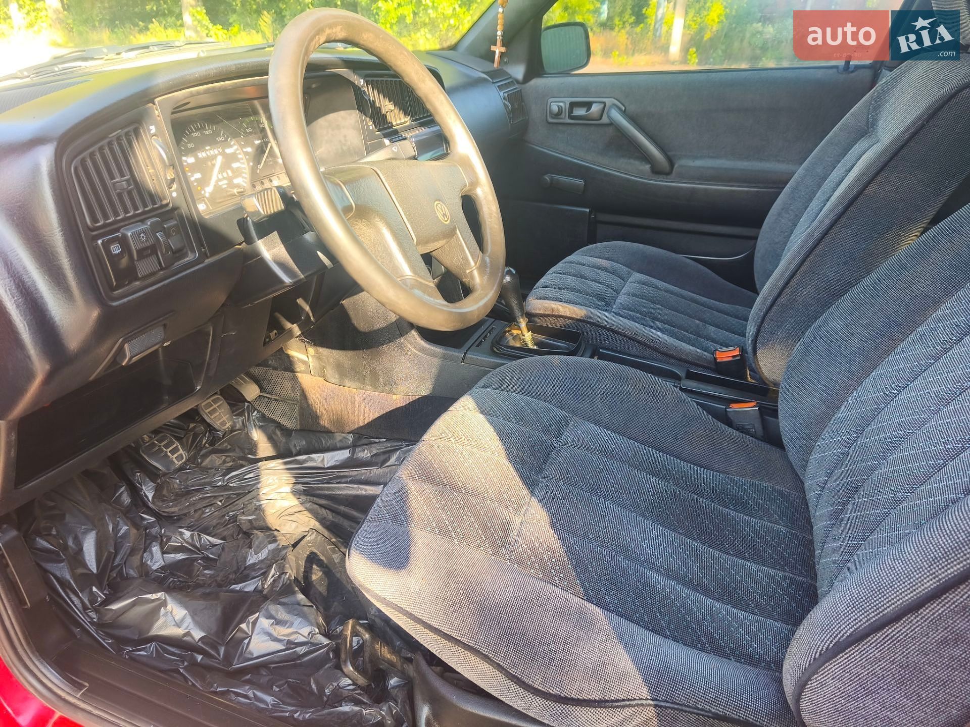 Volkswagen Passat 1992 VIN WVWZZX31ZNE070911 фото оголошення 14 з 33