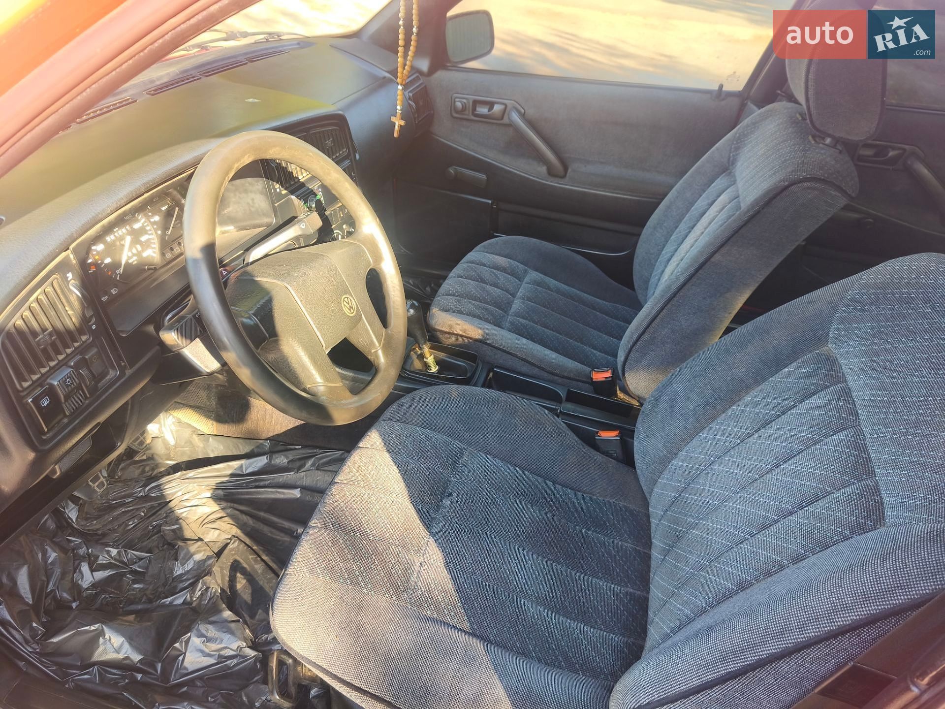 Volkswagen Passat 1992 VIN WVWZZX31ZNE070911 фото оголошення 18 з 33
