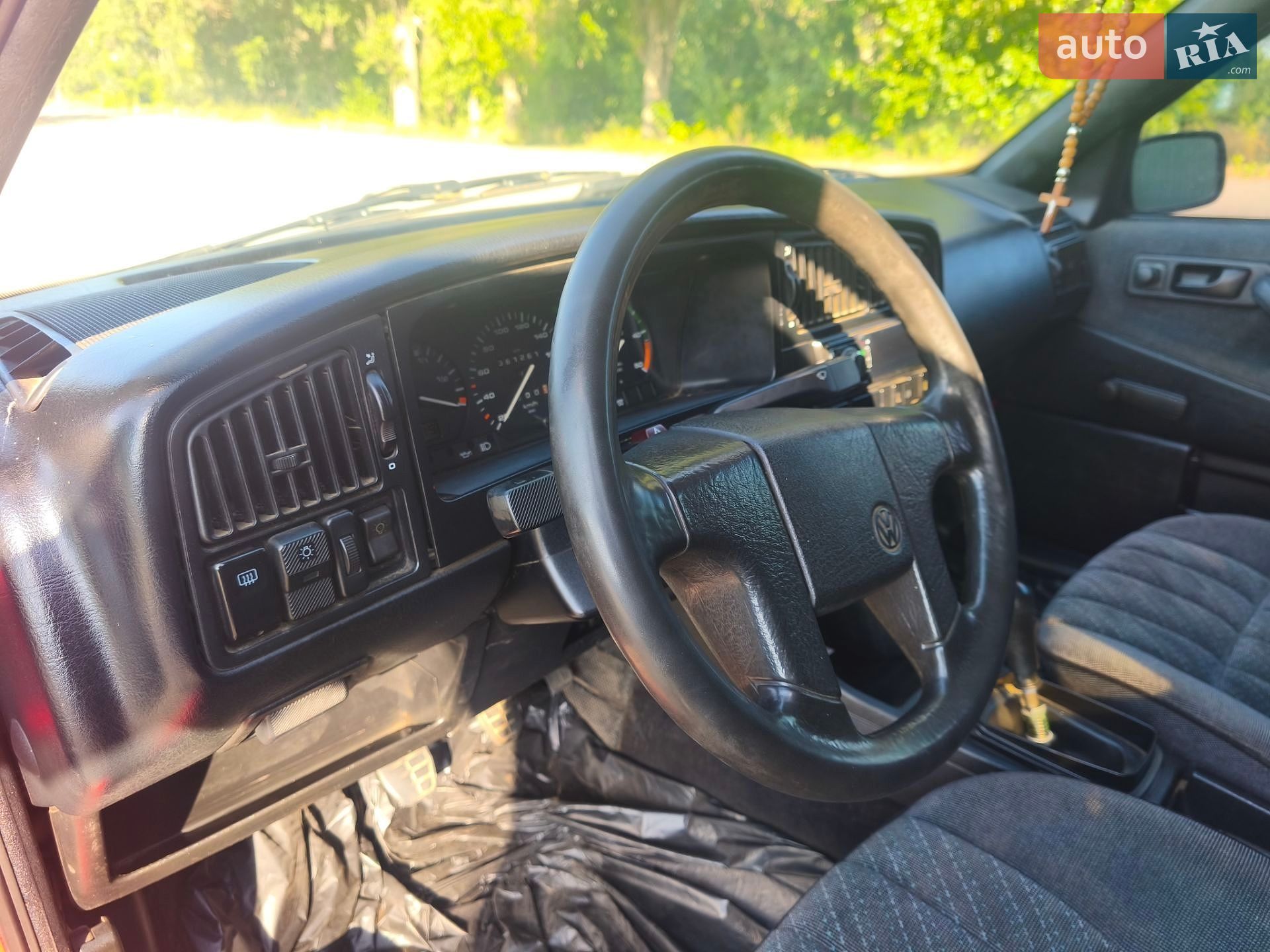 Volkswagen Passat 1992 VIN WVWZZX31ZNE070911 фото оголошення 19 з 33