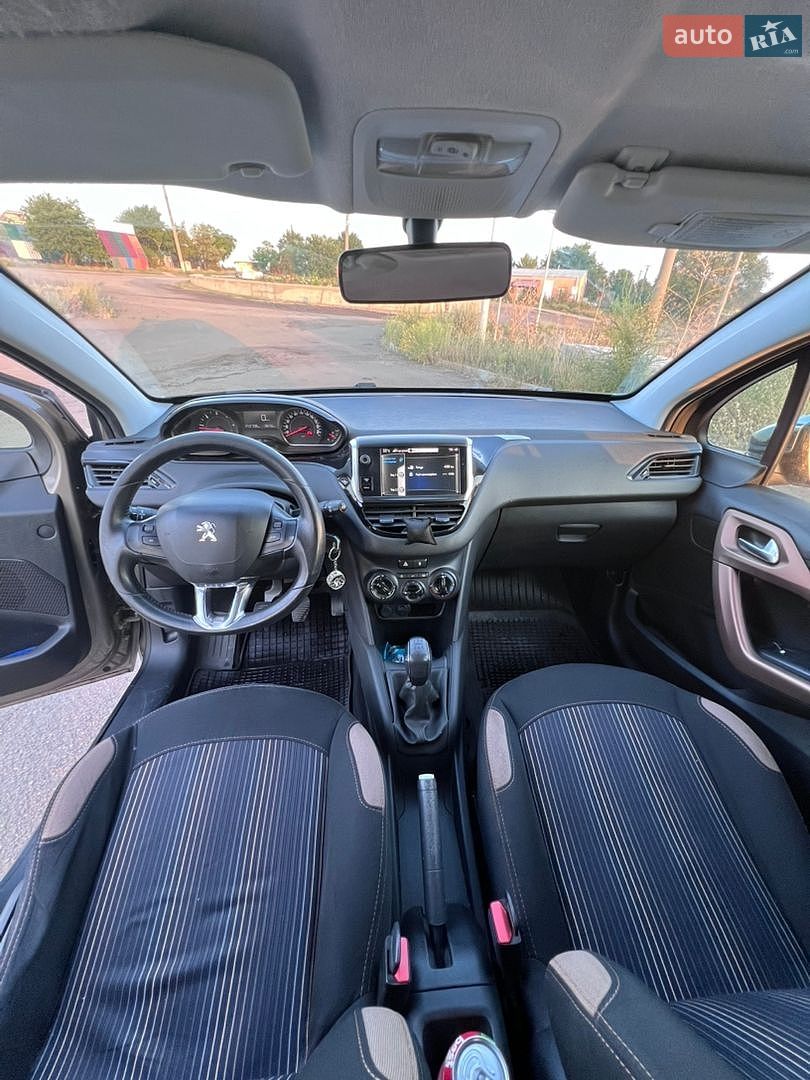 Peugeot 208 2013 VIN VF3CC8HR0DT140917 фото оголошення 8 з 11