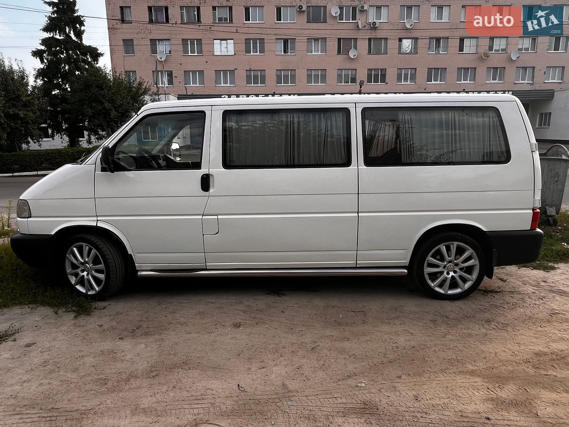 Volkswagen Transporter 2001 VIN WV1ZZZ70Z1H081158 фото оголошення 4 з 6