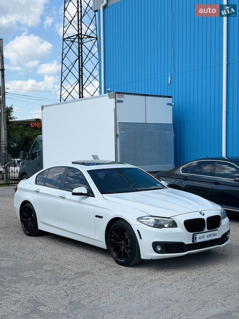 BMW 5 Series 2013 VIN WBA5A7C54ED219916 фото оголошення 3 з 18