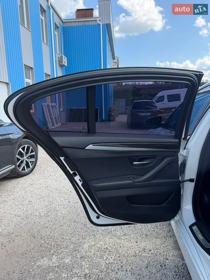 BMW 5 Series 2013 VIN WBA5A7C54ED219916 фото оголошення 16 з 18