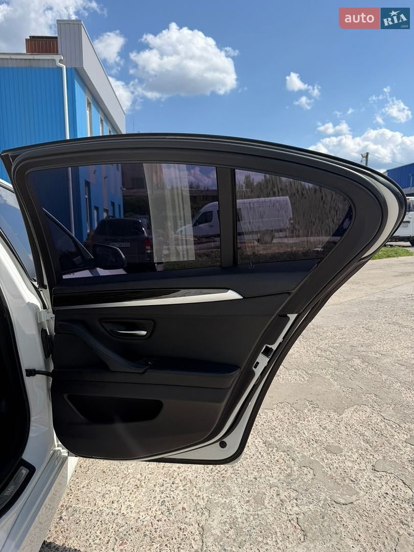 BMW 5 Series 2013 VIN WBA5A7C54ED219916 фото оголошення 17 з 18