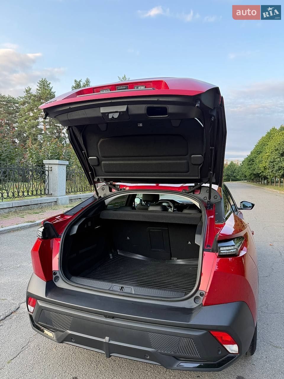 Peugeot 408 2023 VIN VR3F3EGPPPY550327 фото оголошення 37 з 68