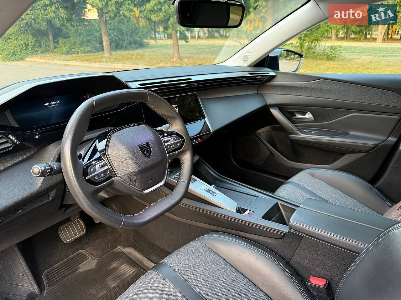 Peugeot 408 2023 VIN VR3F3EGPPPY550327 фото оголошення 42 з 68