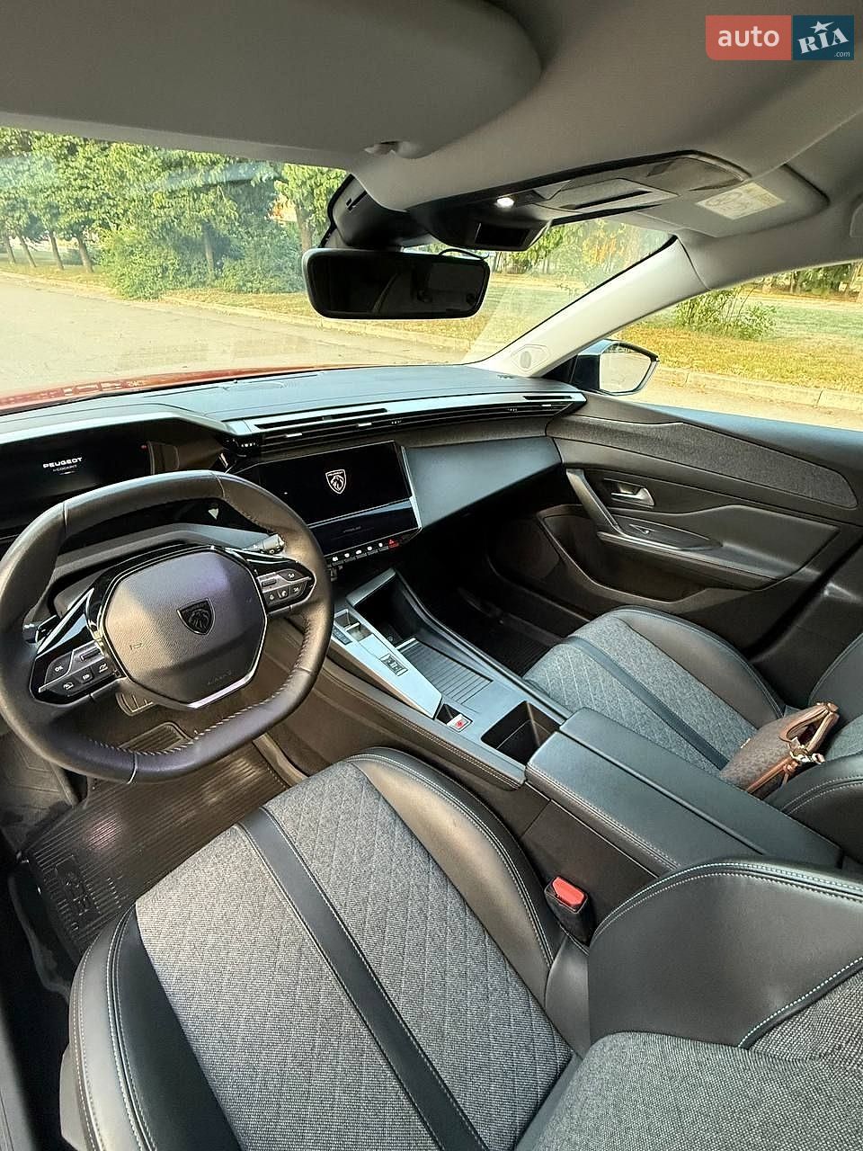 Peugeot 408 2023 VIN VR3F3EGPPPY550327 фото оголошення 41 з 68