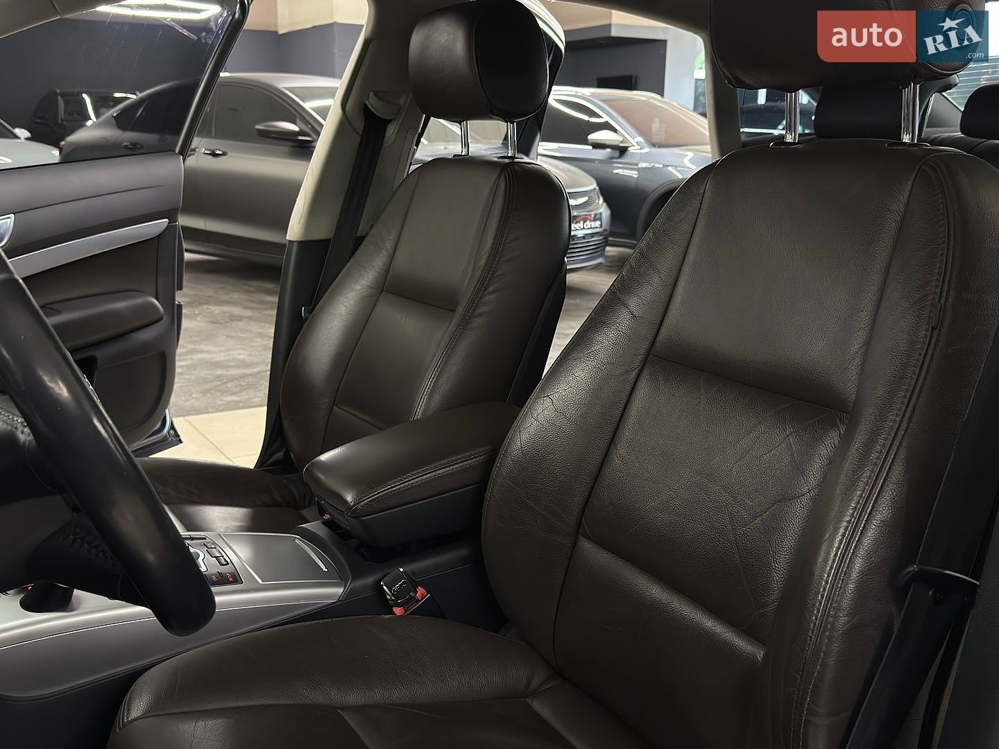 Audi A6 2011 VIN WAUZZZ4F8BN047909 фото оголошення 16 з 33