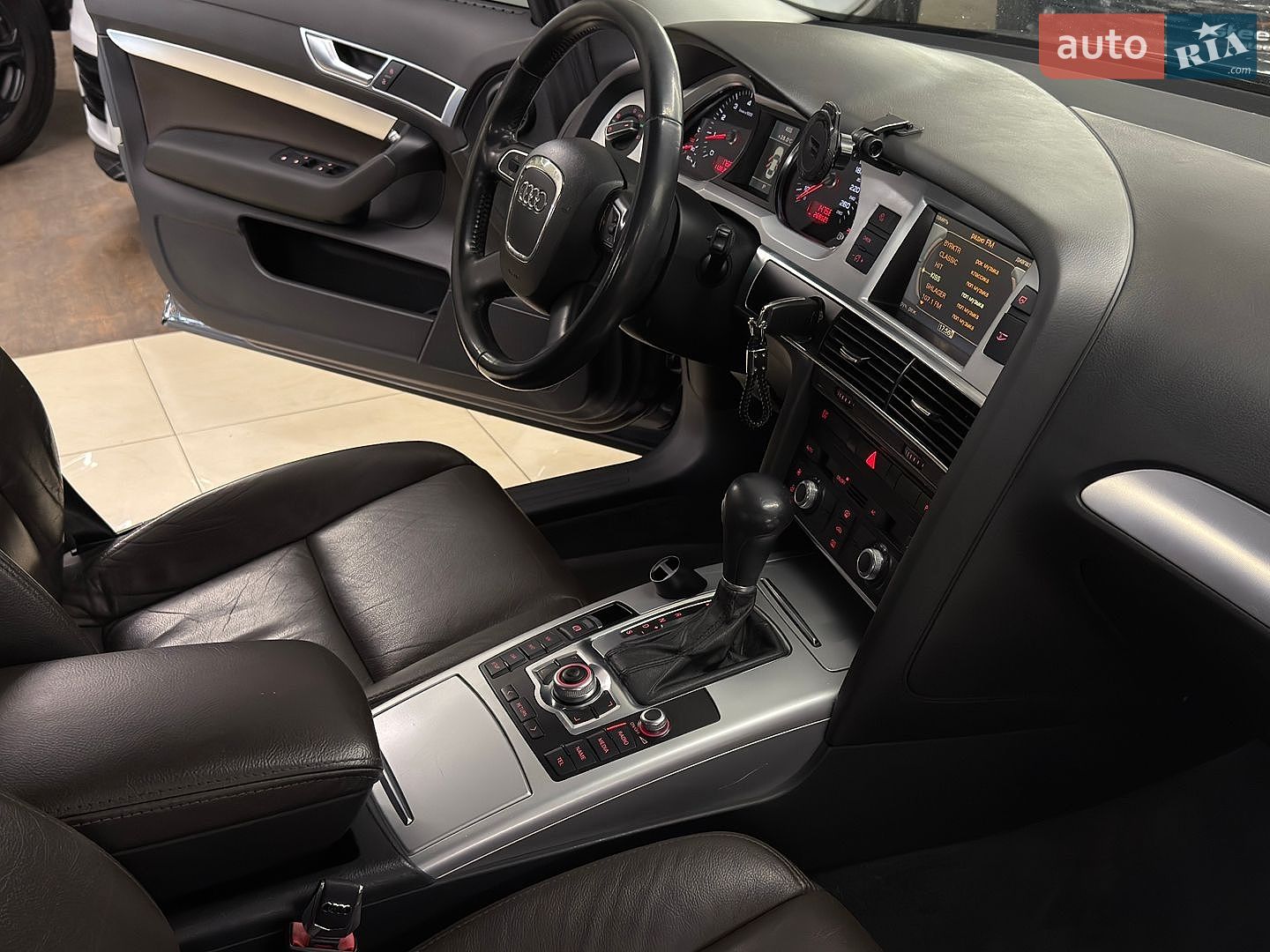 Audi A6 2011 VIN WAUZZZ4F8BN047909 фото оголошення 19 з 33