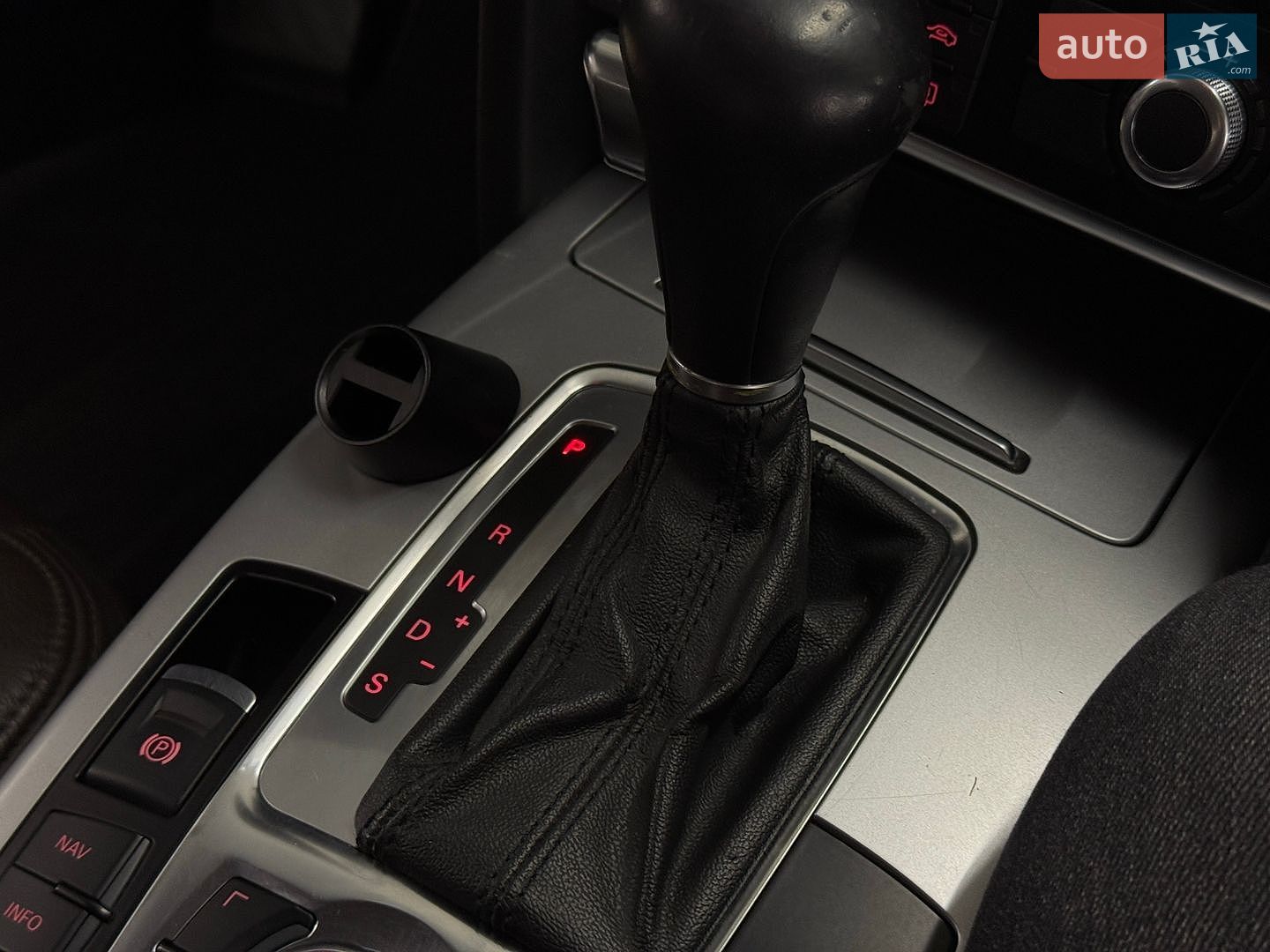 Audi A6 2011 VIN WAUZZZ4F8BN047909 фото оголошення 31 з 33