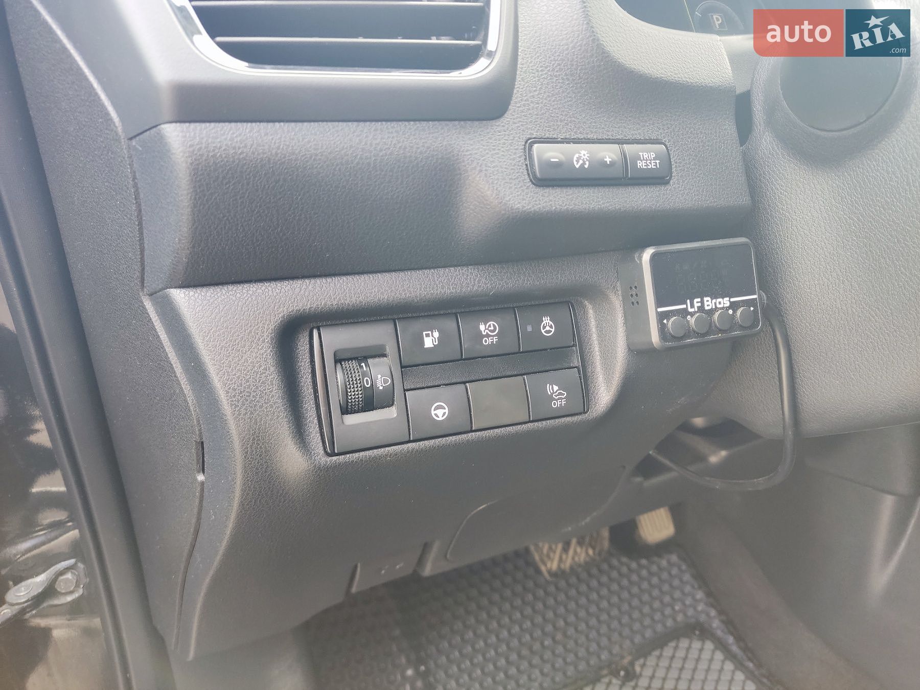 Nissan Leaf 2018 VIN SJNFAAZE1U0006286 фото оголошення 4 з 32