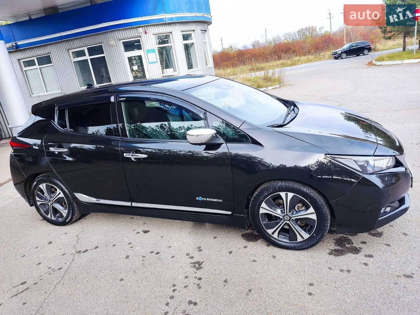Nissan Leaf 2018 VIN SJNFAAZE1U0006286 фото оголошення 19 з 32