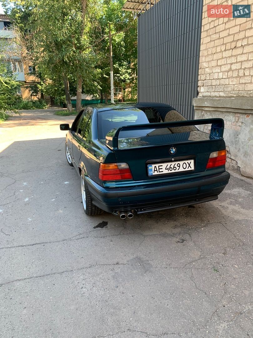 BMW 3 Series 1996 VIN WBACA71090CG08261 фото оголошення 5 з 12