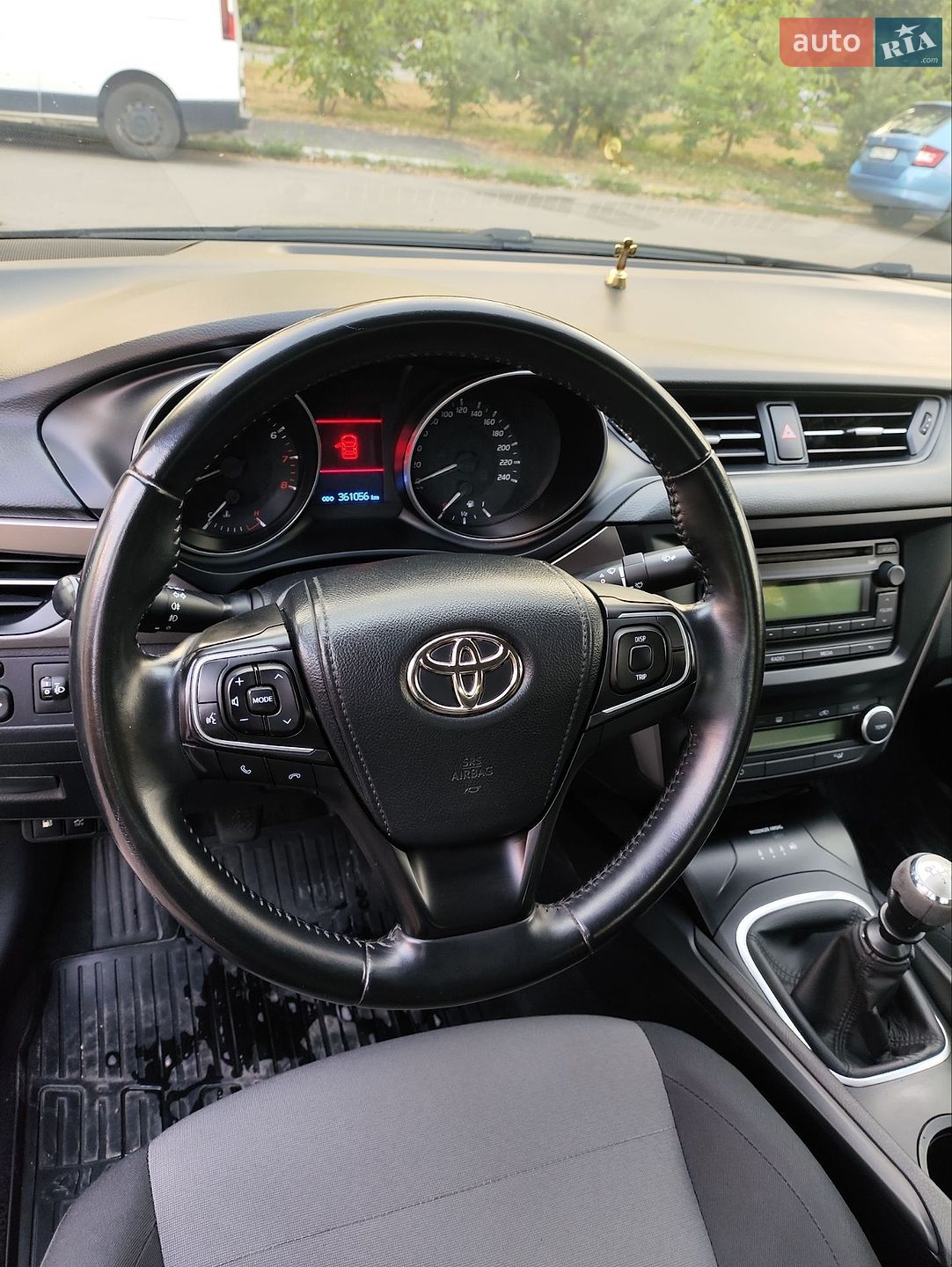 Toyota Avensis 2016 VIN SB1BG76L60E128958 фото оголошення 12 з 44