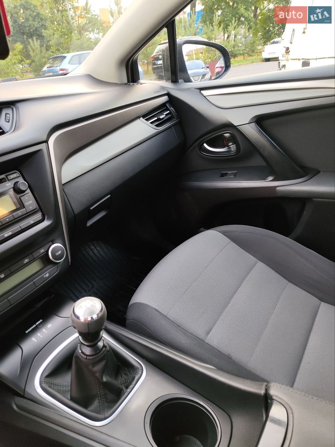 Toyota Avensis 2016 VIN SB1BG76L60E128958 фото оголошення 15 з 44