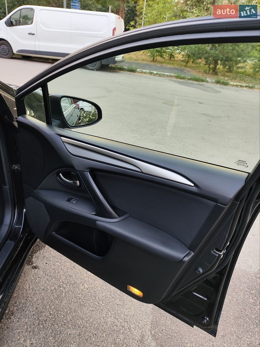 Toyota Avensis 2016 VIN SB1BG76L60E128958 фото оголошення 34 з 44