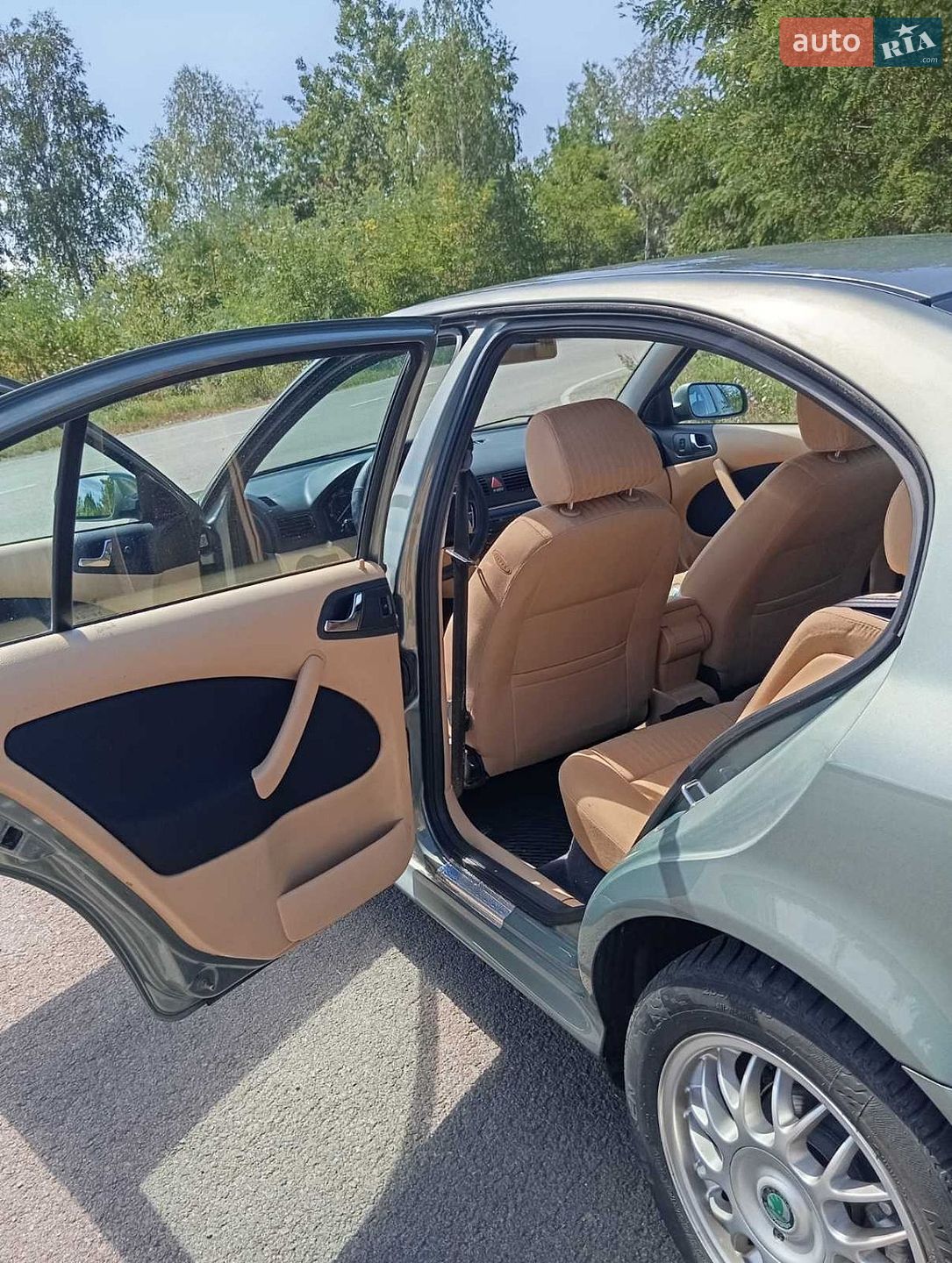 Skoda Octavia 2001 VIN TMBBE21U322540750 фото оголошення 7 з 39