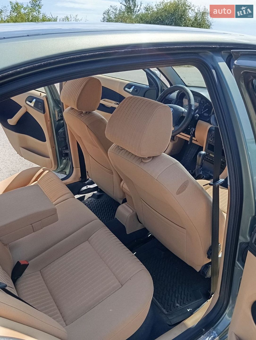 Skoda Octavia 2001 VIN TMBBE21U322540750 фото оголошення 10 з 39