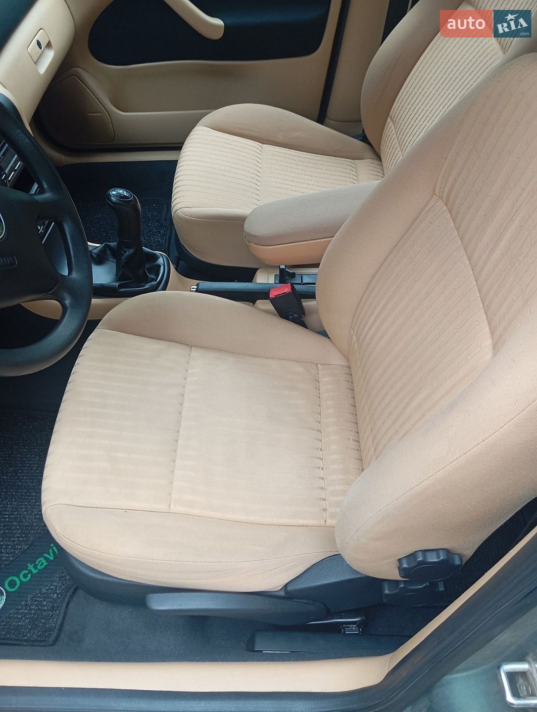 Skoda Octavia 2001 VIN TMBBE21U322540750 фото оголошення 12 з 39