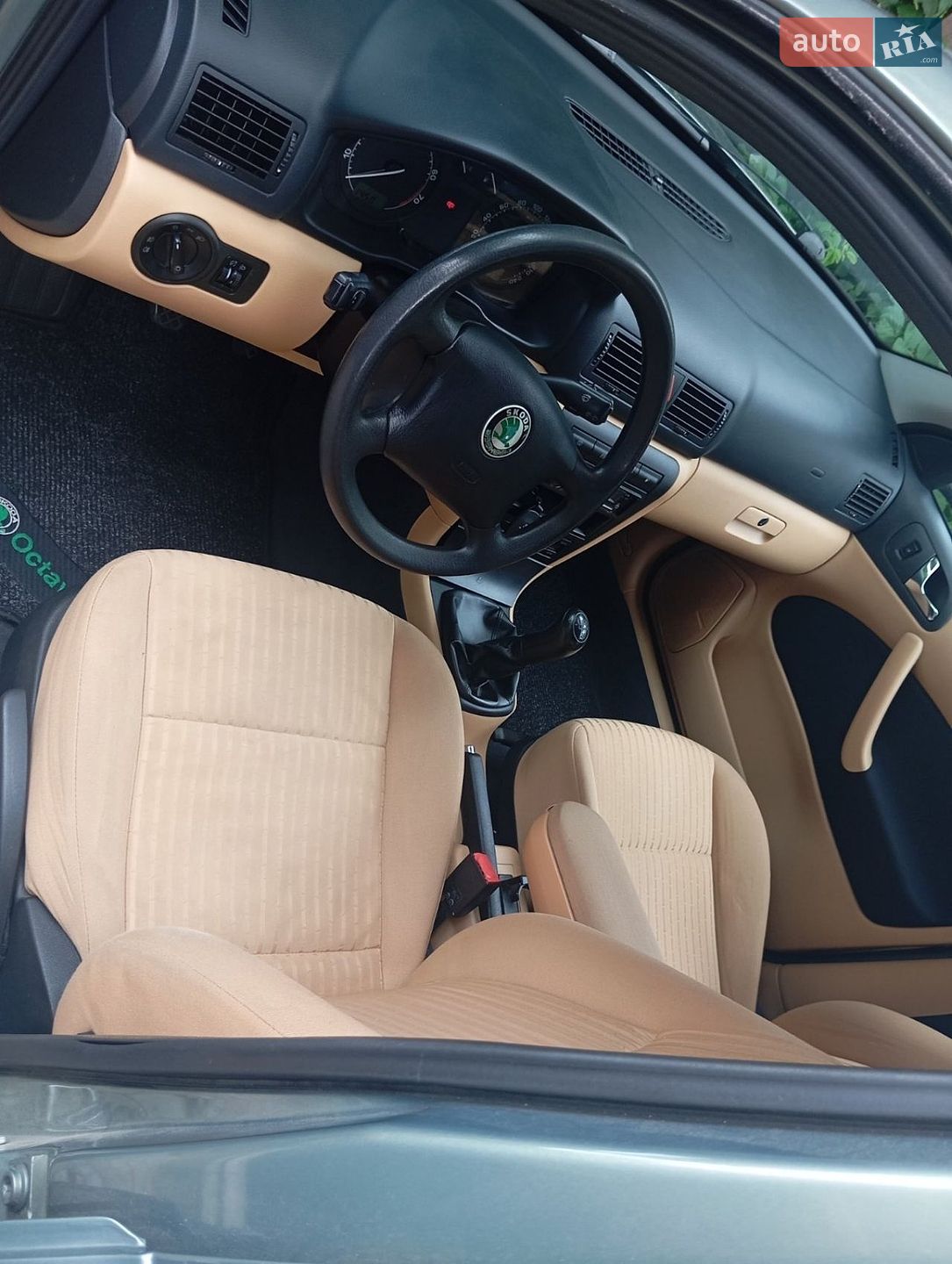 Skoda Octavia 2001 VIN TMBBE21U322540750 фото оголошення 14 з 39