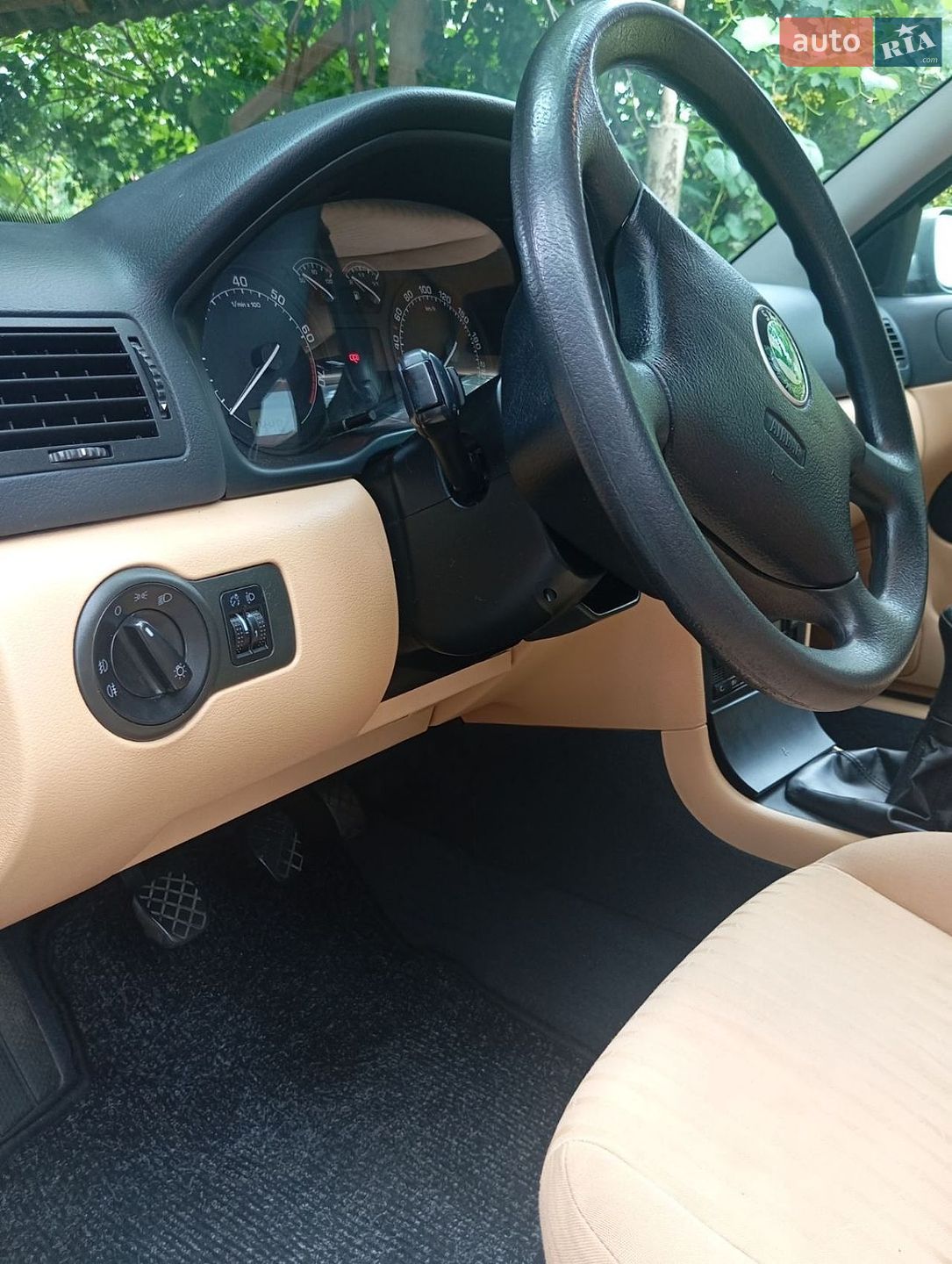 Skoda Octavia 2001 VIN TMBBE21U322540750 фото оголошення 17 з 39