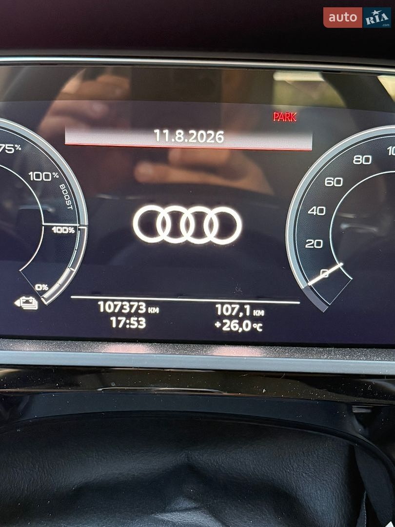 Audi e-tron 2019 VIN WA1VAAGE8KB010044 фото оголошення 28 з 43
