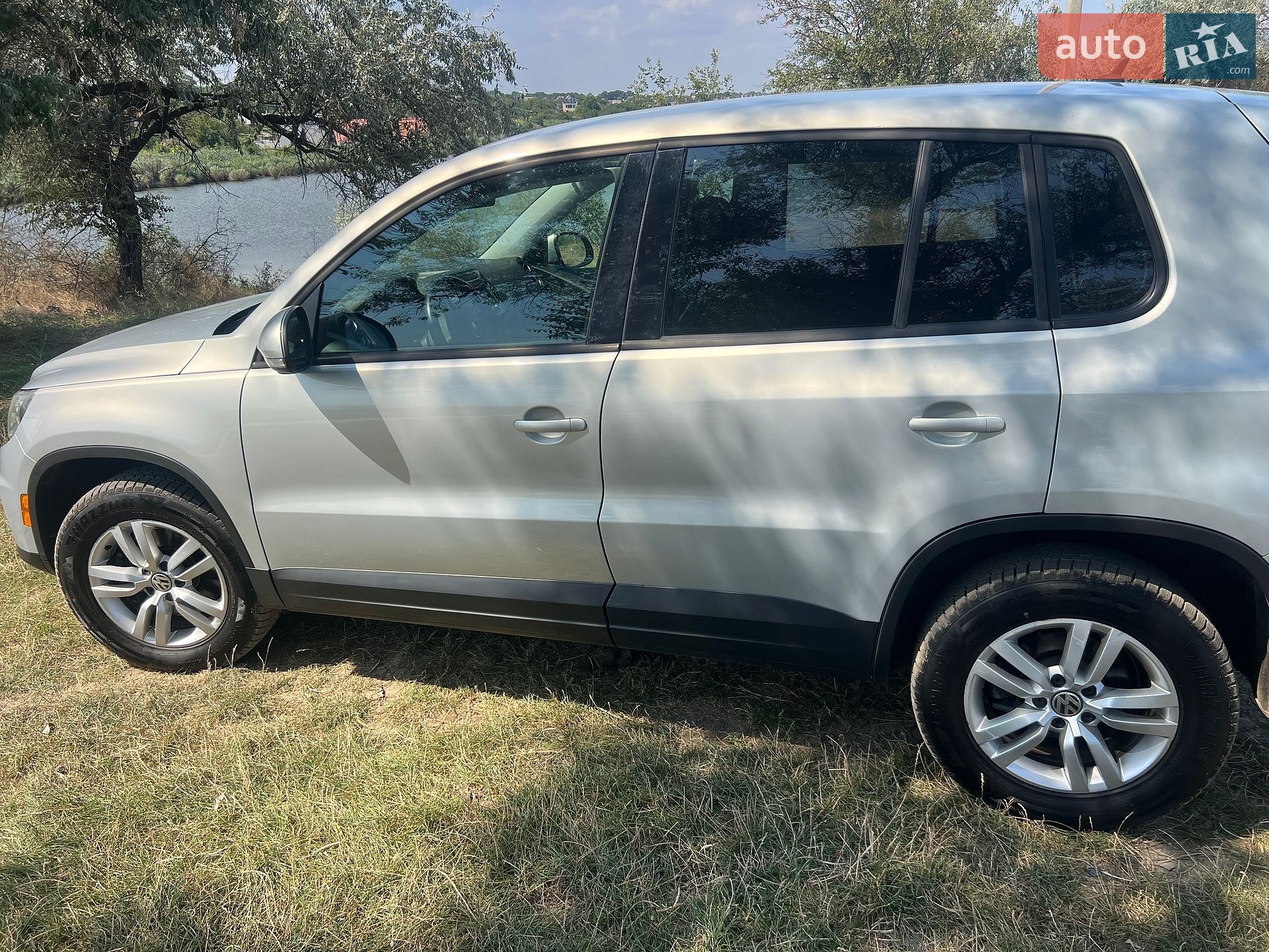 Volkswagen Tiguan 2012 VIN WVGAV3AXXDW566815 фото оголошення 7 з 19