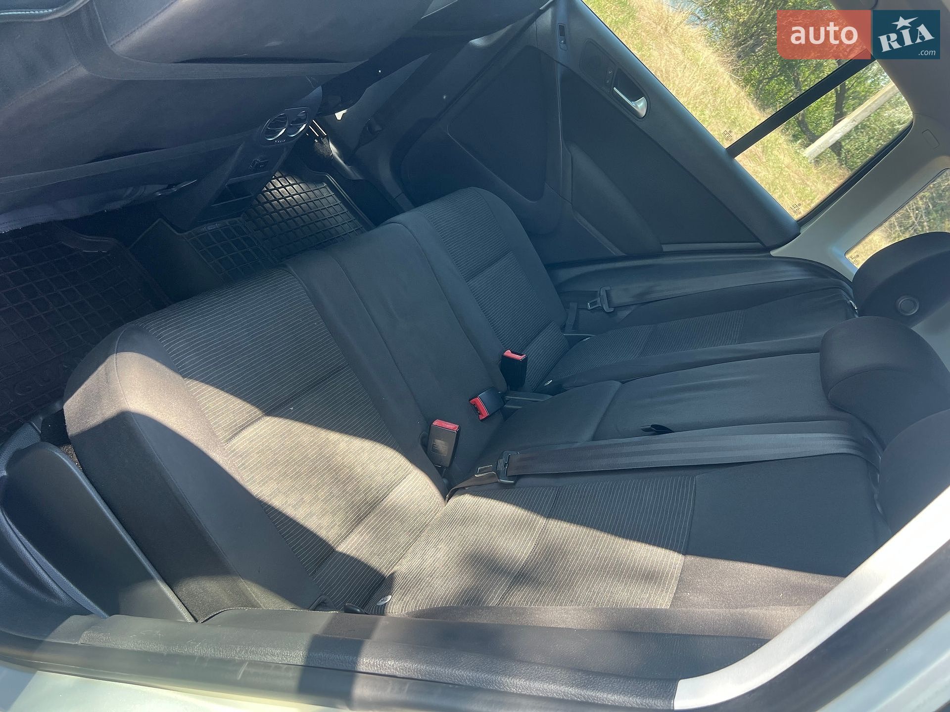 Volkswagen Tiguan 2012 VIN WVGAV3AXXDW566815 фото оголошення 13 з 19
