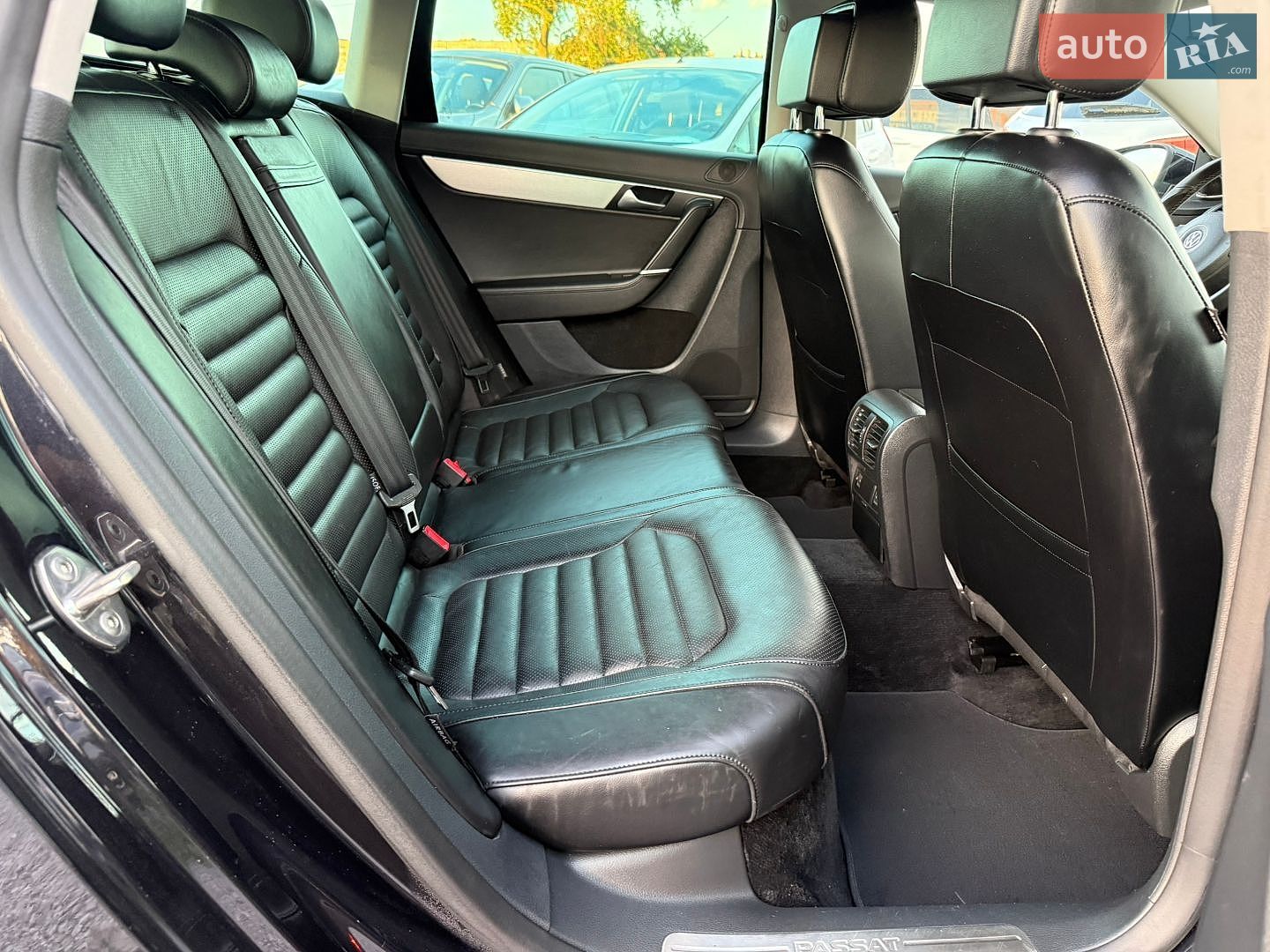 Volkswagen Passat 2013 VIN WVWZZZ3CZCE174424 фото оголошення 41 з 62