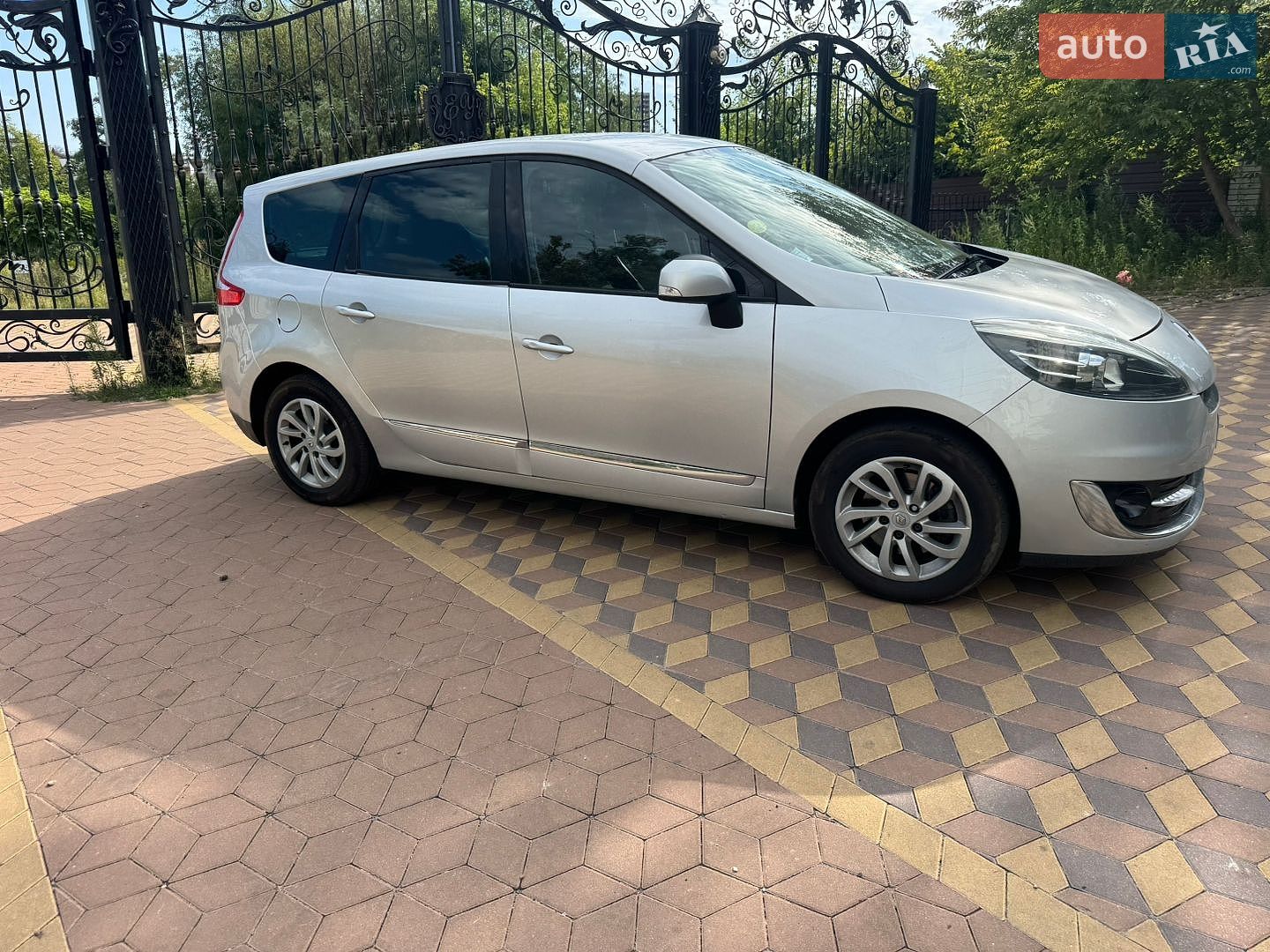 Renault Grand Scenic 2012 VIN VF1JZ14B647229744 фото оголошення 5 з 23