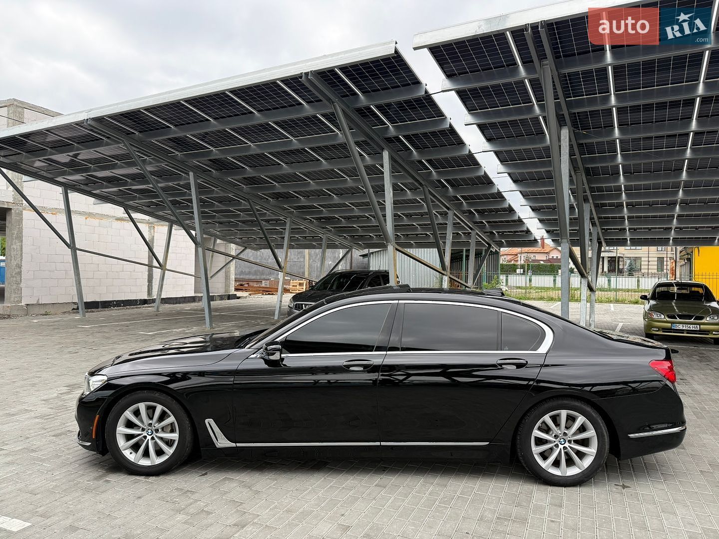 BMW 7 Series 2017 VIN WBA7E4C32HGV23341 фото оголошення 9 з 22