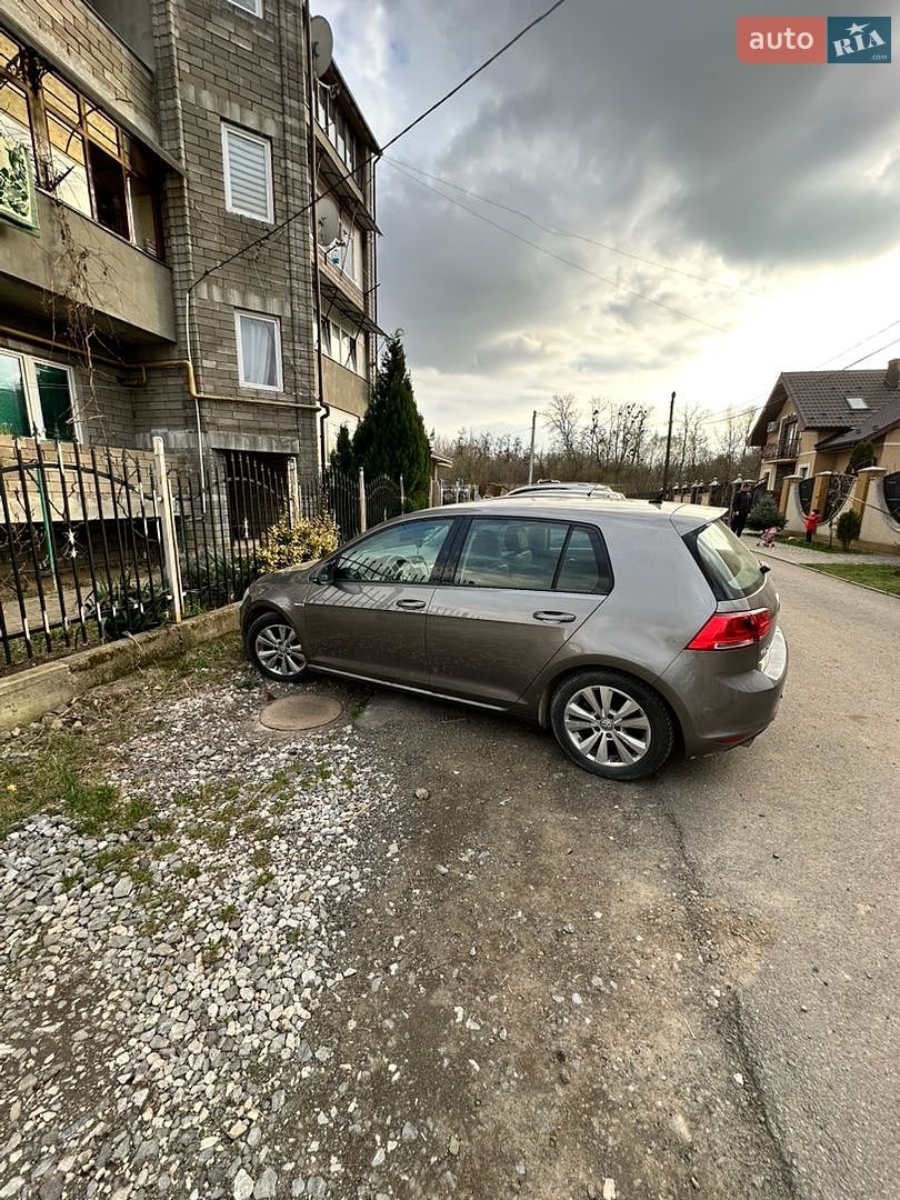 Volkswagen Golf 2013 VIN WVWZZZAUZEW243023 фото оголошення 3 з 9