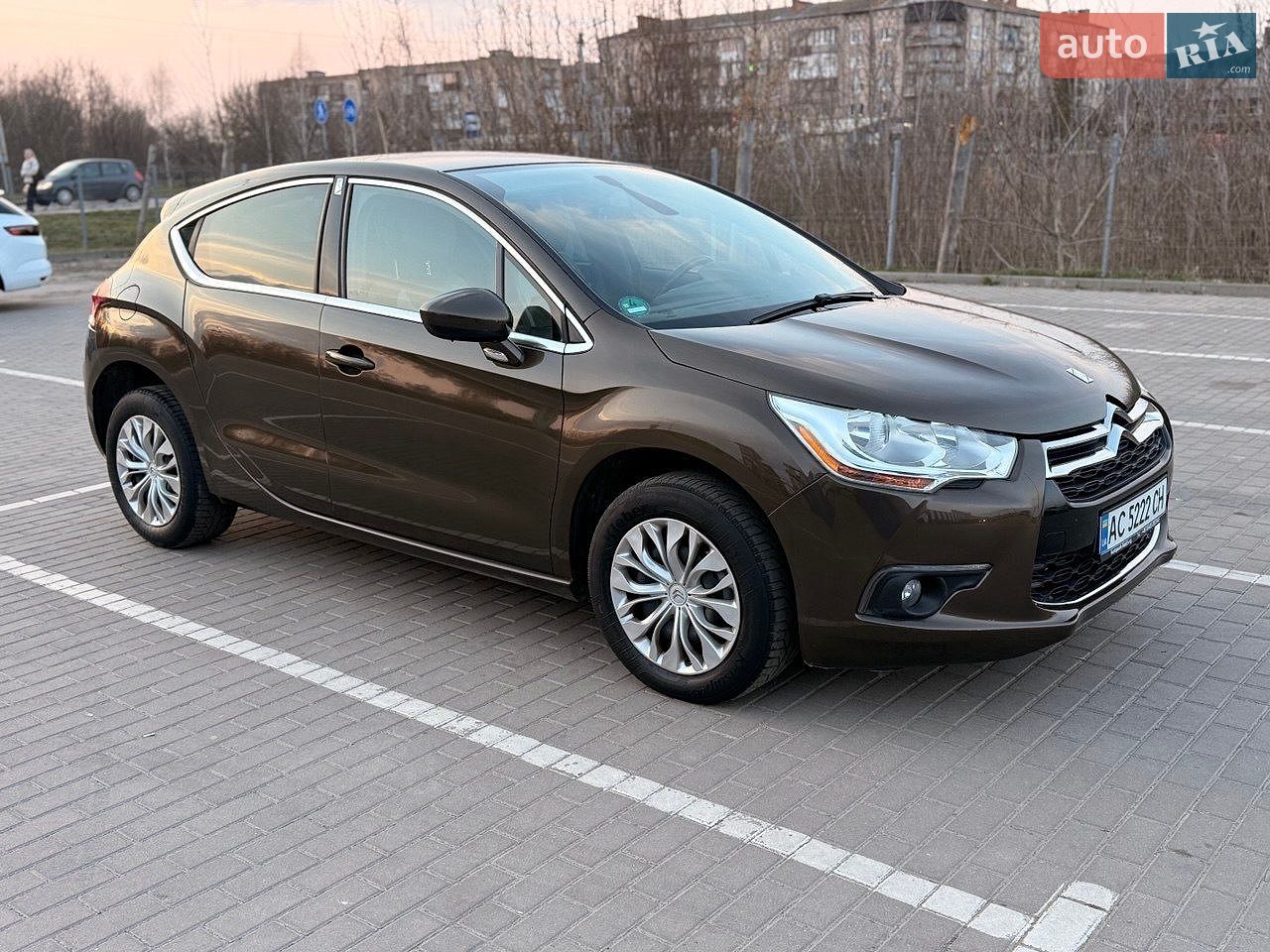 Citroen DS4 2013 VIN VF7NX9HD8DY553196 фото оголошення 4 з 21
