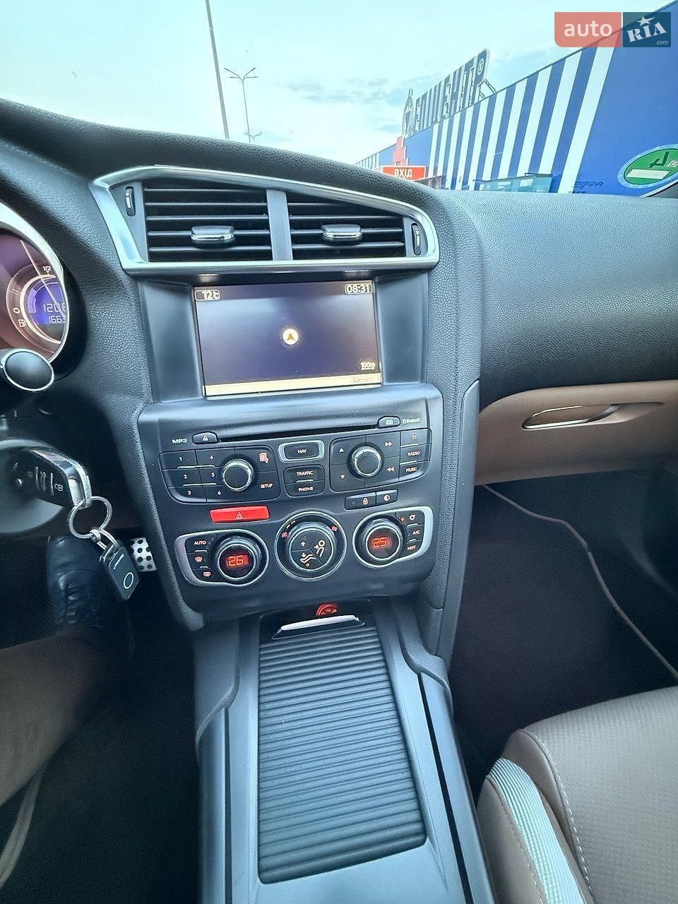 Citroen DS4 2013 VIN VF7NX9HD8DY553196 фото оголошення 16 з 21