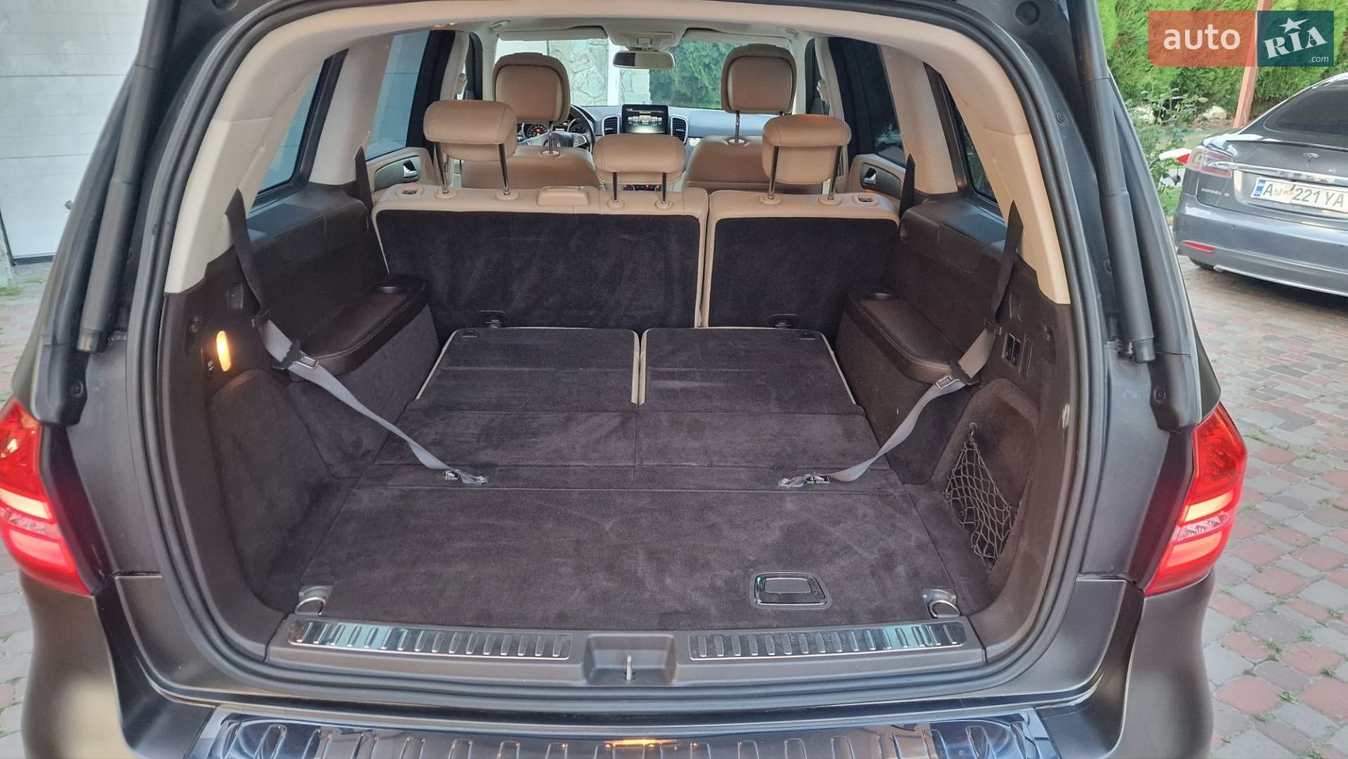 Mercedes-Benz GLS-Class 2016 VIN WDCDF7DEXGA719947 фото оголошення 74 з 87