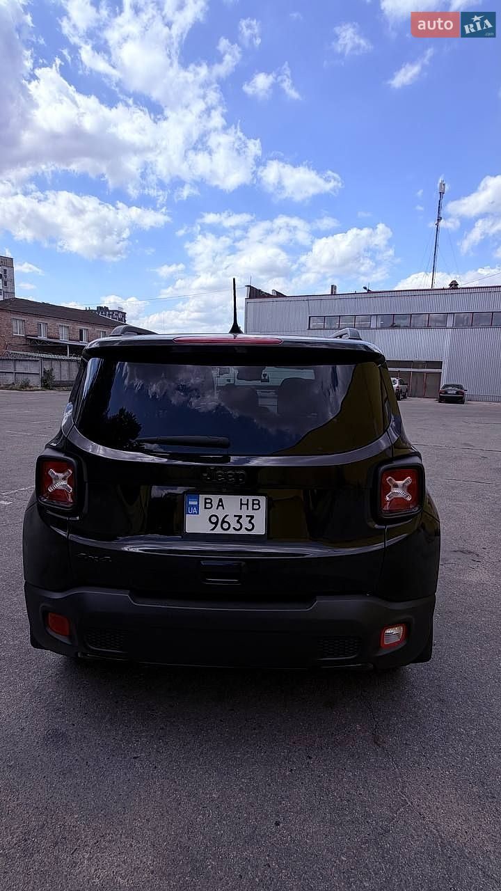 Jeep Renegade 2018 VIN ZACCJBBB1JPG91796 фото оголошення 4 з 7