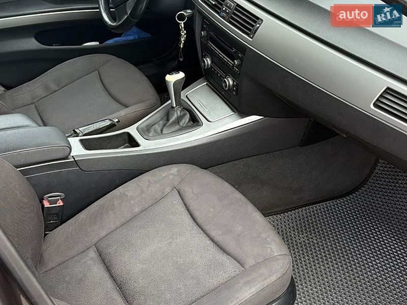BMW 3 Series 2008 VIN WBAVR31060A365026 фото оголошення 7 з 9