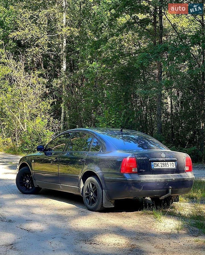 Volkswagen Passat 1998 VIN WVWZZZ31ZME318548 фото оголошення 2 з 5