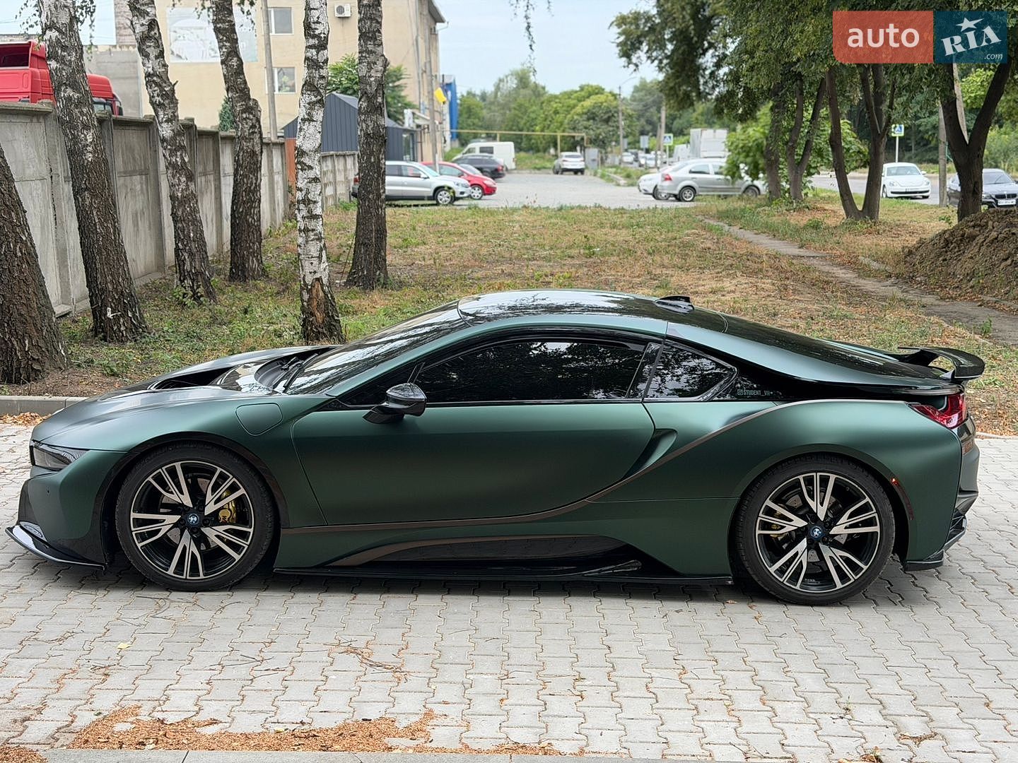 BMW i8 2016 VIN WBY2Z2C54GV675850 фото оголошення 10 з 17