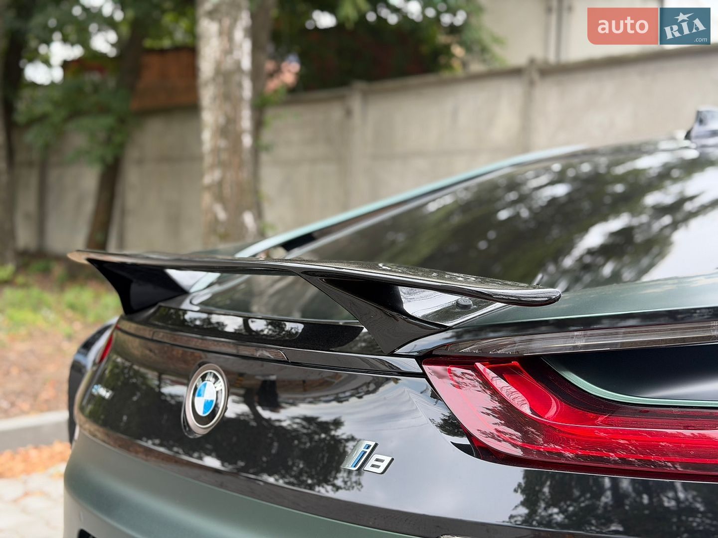 BMW i8 2016 VIN WBY2Z2C54GV675850 фото оголошення 11 з 17