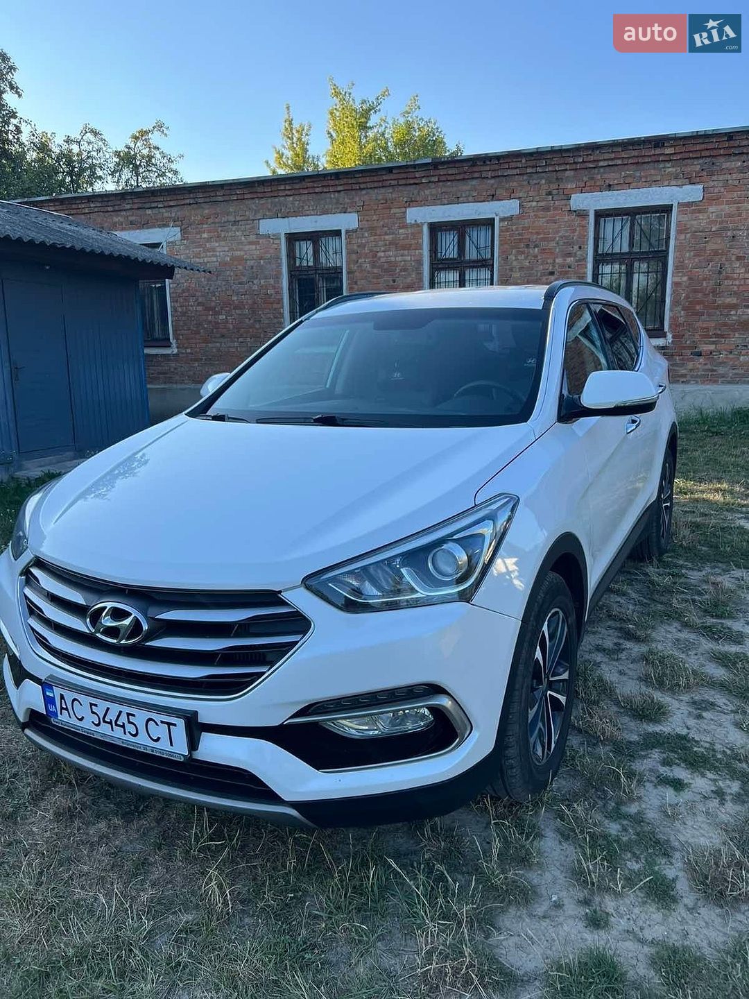Hyundai Santa FE 2016 VIN KMHSW81UBGU680367 фото оголошення 17 з 19