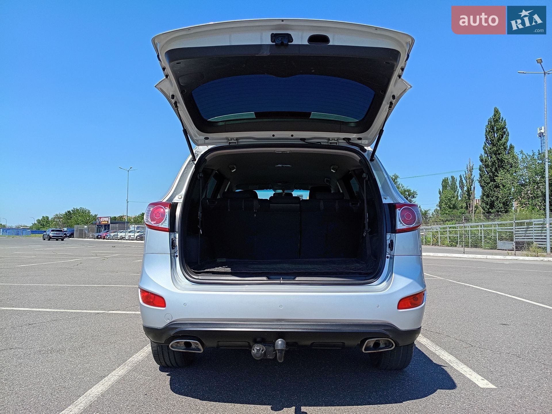 Hyundai Santa FE 2011 VIN KMHSH81BDCU827858 фото оголошення 31 з 83